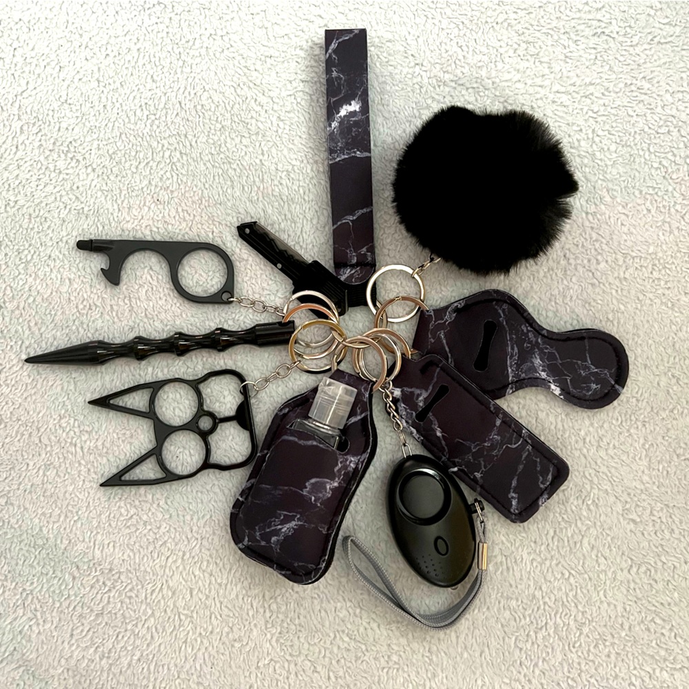 🤍🖤Black Marble Safety Keychain Set🖤🤍